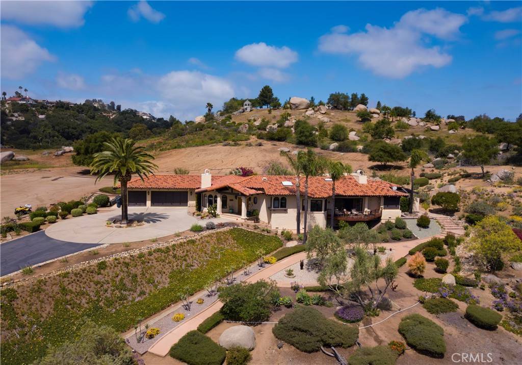 Escondido, CA 92026,28306 Crescent Hill WAY