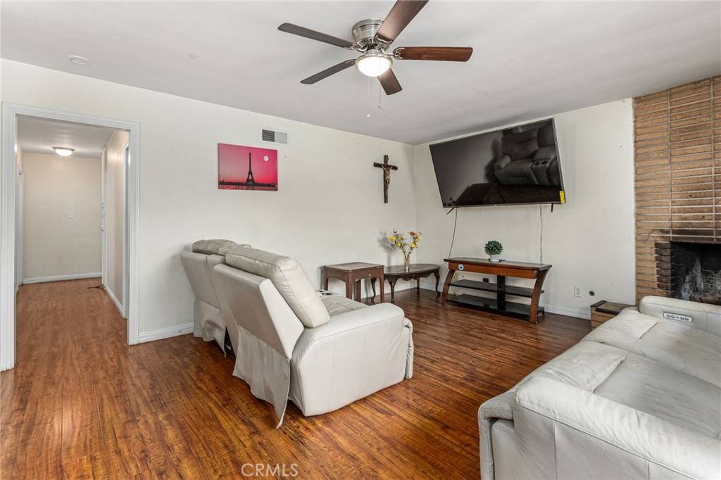 San Marcos, CA 92069,673 Grove Hill DR