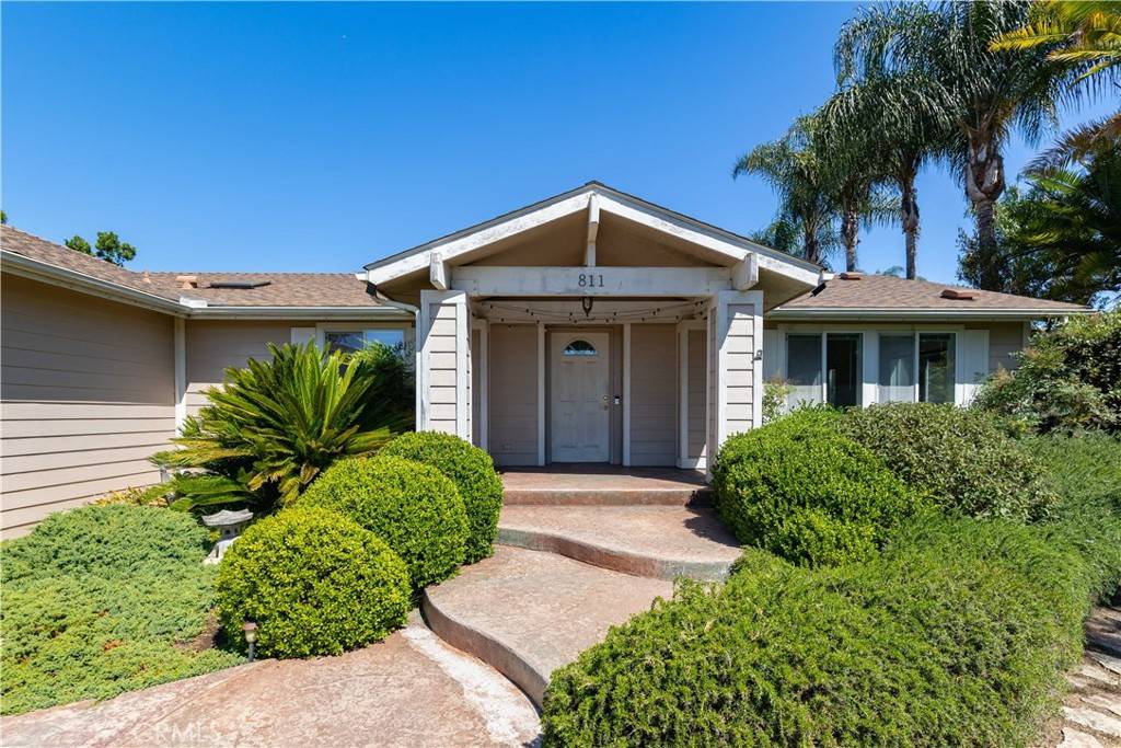 Vista, CA 92084,811 Cypress Drive