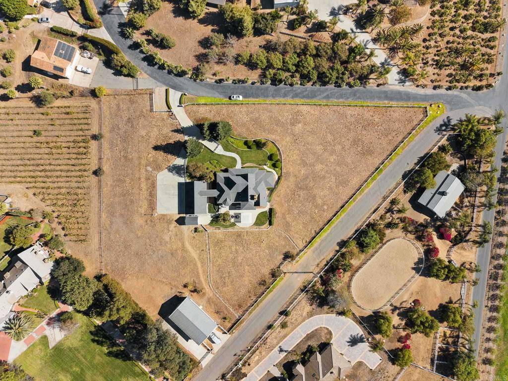 Bonsall, CA 92003,5320 Camino Jasmine