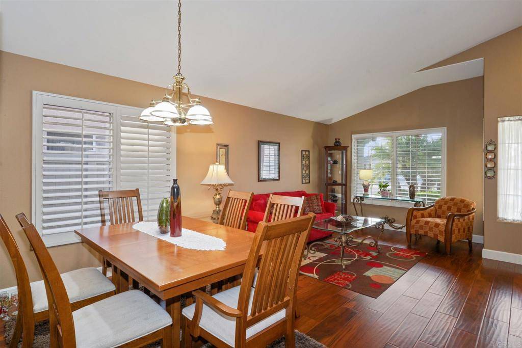 Oceanside, CA 92057,63 TRINITY ST