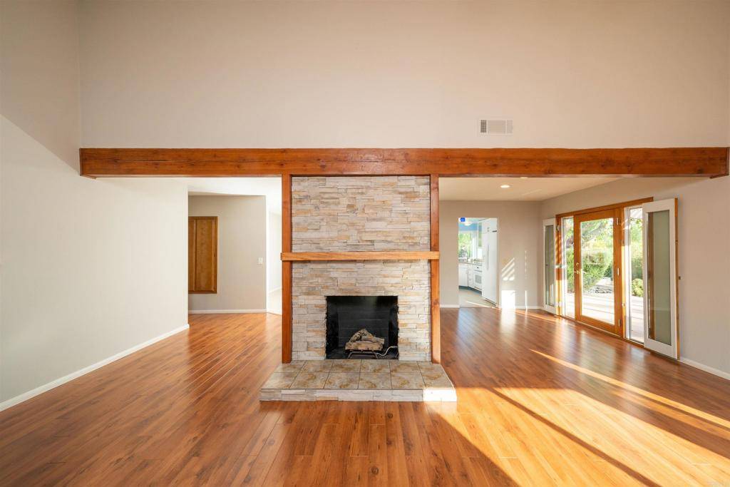 Vista, CA 92081,747 Venus View DR