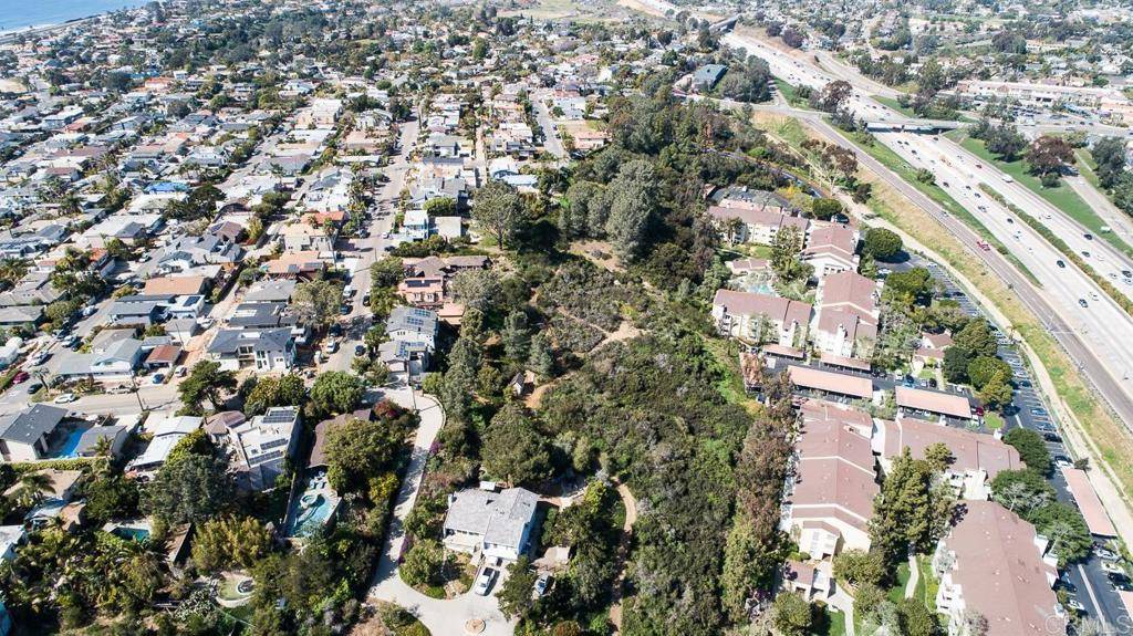 509 Chesterfield DR Cardiff By The Sea, CA 92007