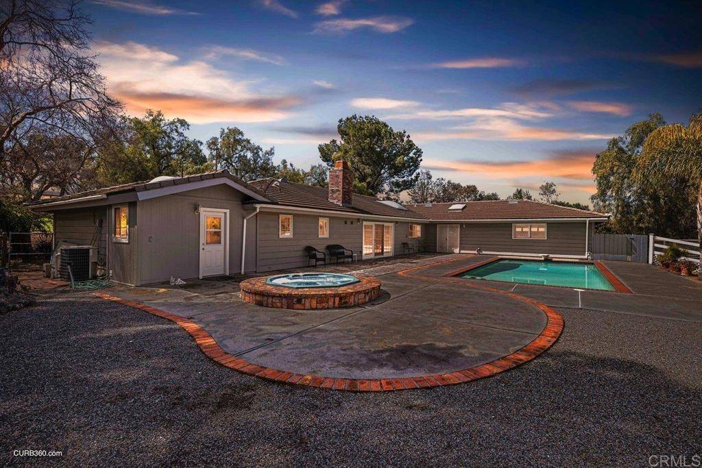Valley Center, CA 92082,13928 Misty Oak RD