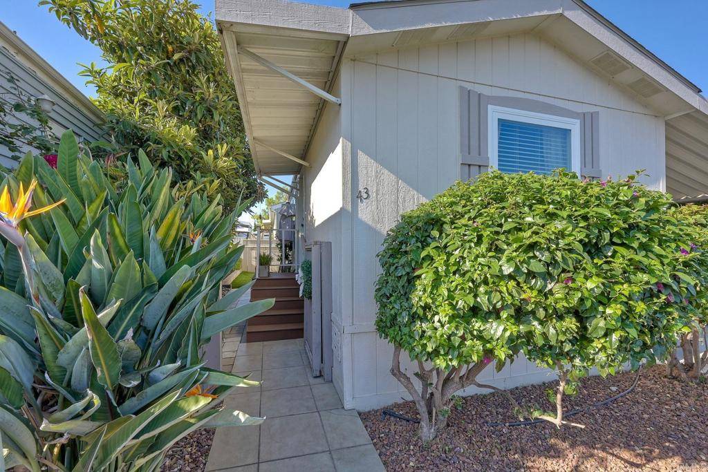 Encinitas, CA 92024,699 N Vulcan AVE #43