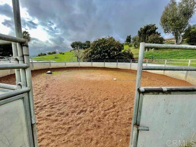 2357 Via Monserate Fallbrook, CA 92028
