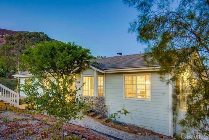 Ramona, CA 92065,17251 Acanto DR