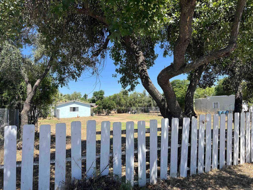 Ramona, CA 92065,0 7th ST