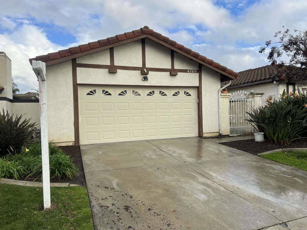 Oceanside, CA 92057,4769 Mayten CT