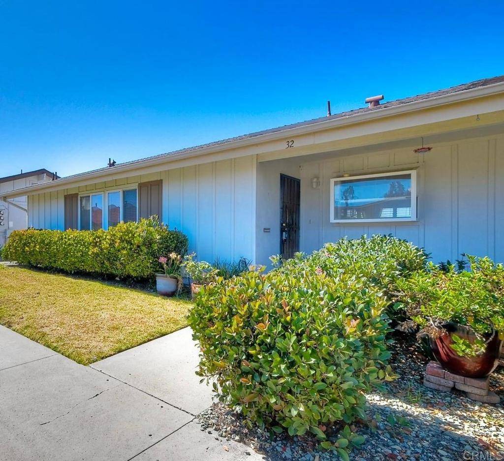 Oceanside, CA 92057,3660 Vista Campana N #32