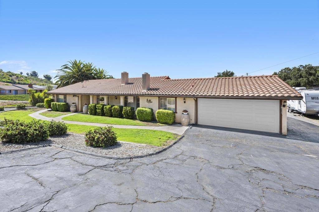 Escondido, CA 92026,10111 Via Marmol RD