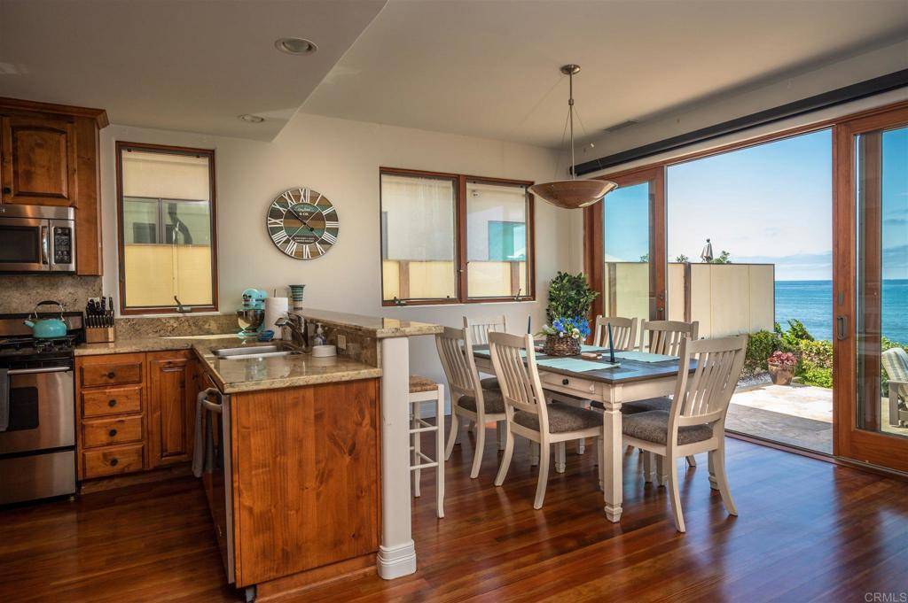 La Jolla, CA 92037,5556 Calumet AVE