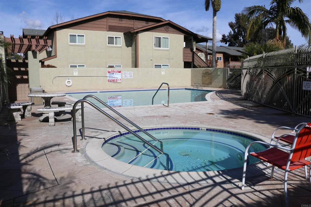 Oceanside, CA 92057,525 Calle Montecito #125