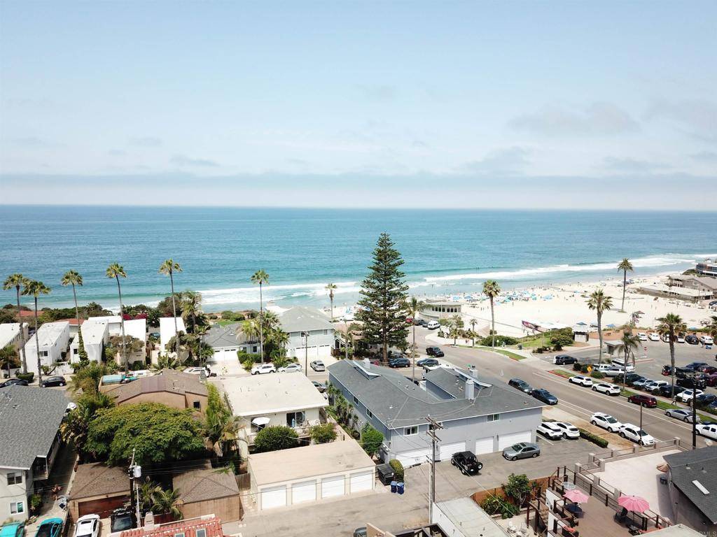 Encinitas, CA 92024,409 , 417-423 4th Street