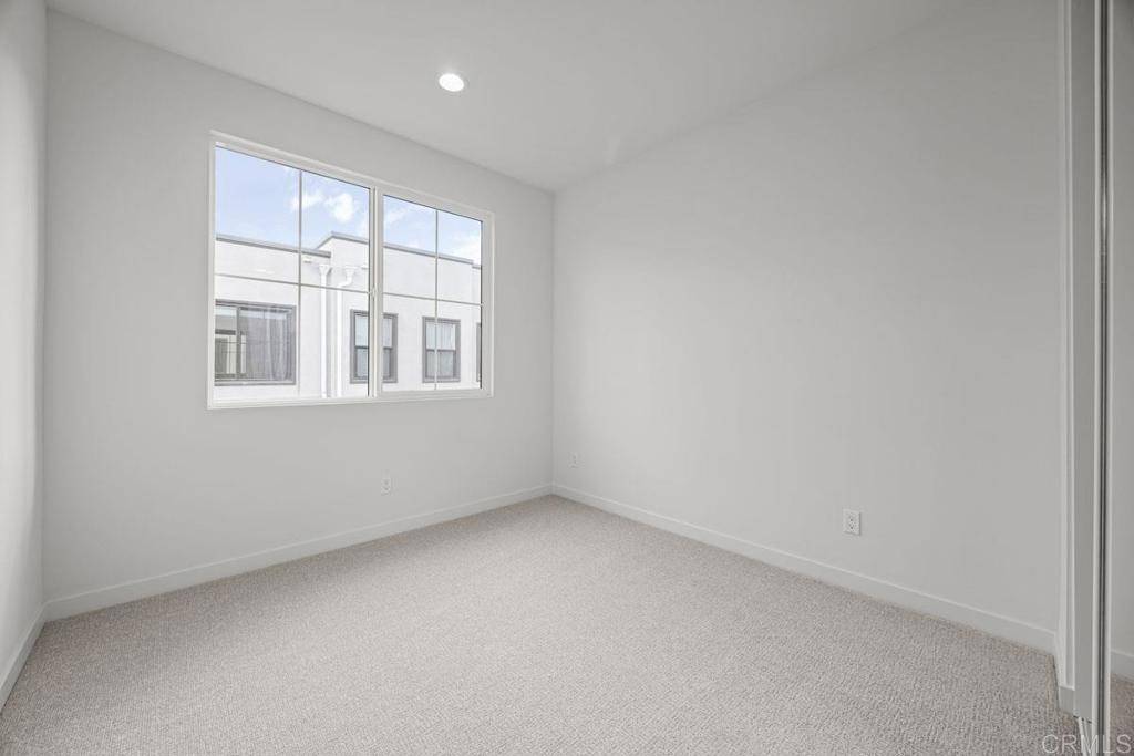 Carlsbad, CA 92008,2581 Broom LN