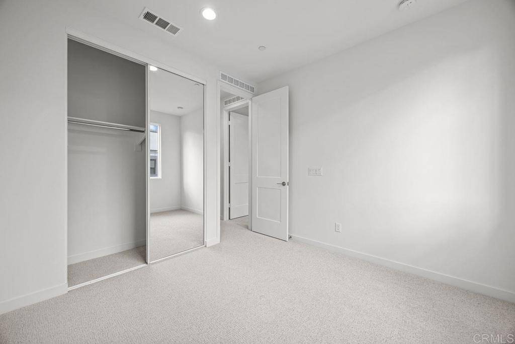 Carlsbad, CA 92008,2581 Broom LN
