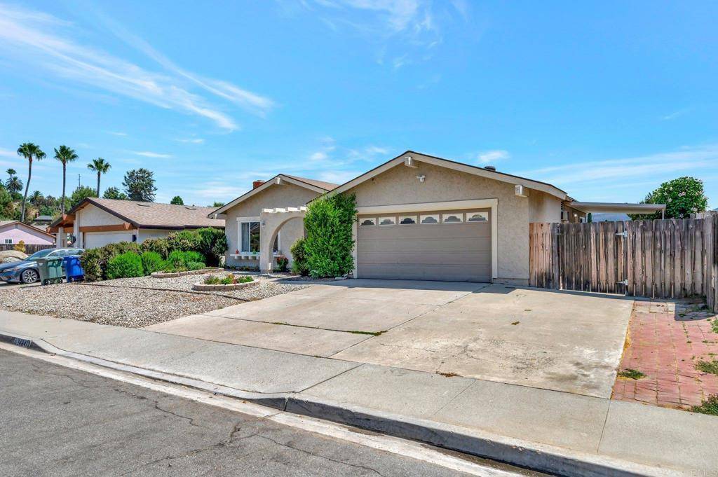 Poway, CA 92064,14641 Billy LN