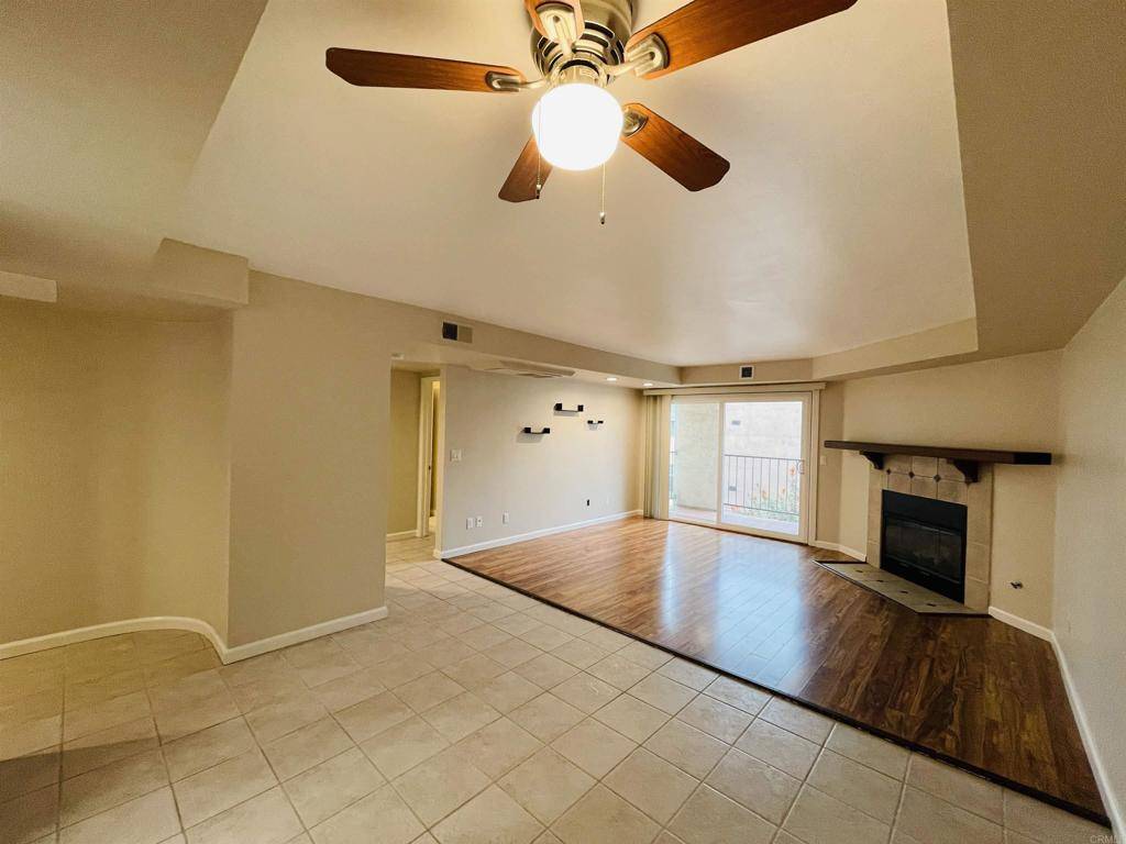 Ocean Beach (san Diego), CA 92107,4452 Mentone ST #205