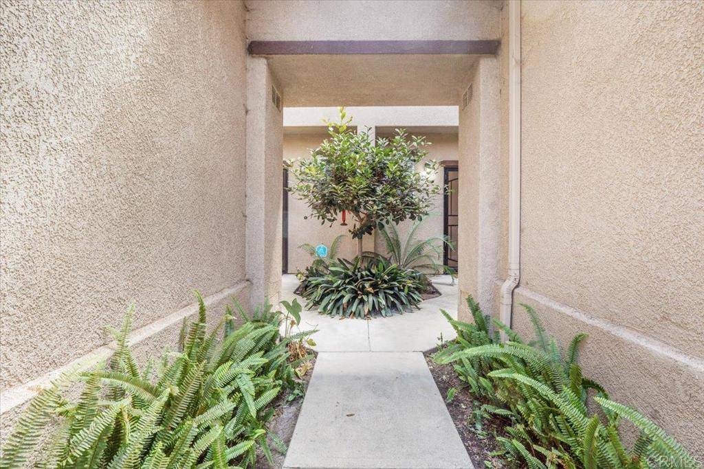 Oceanside, CA 92058,4438 Brisbane WAY #3