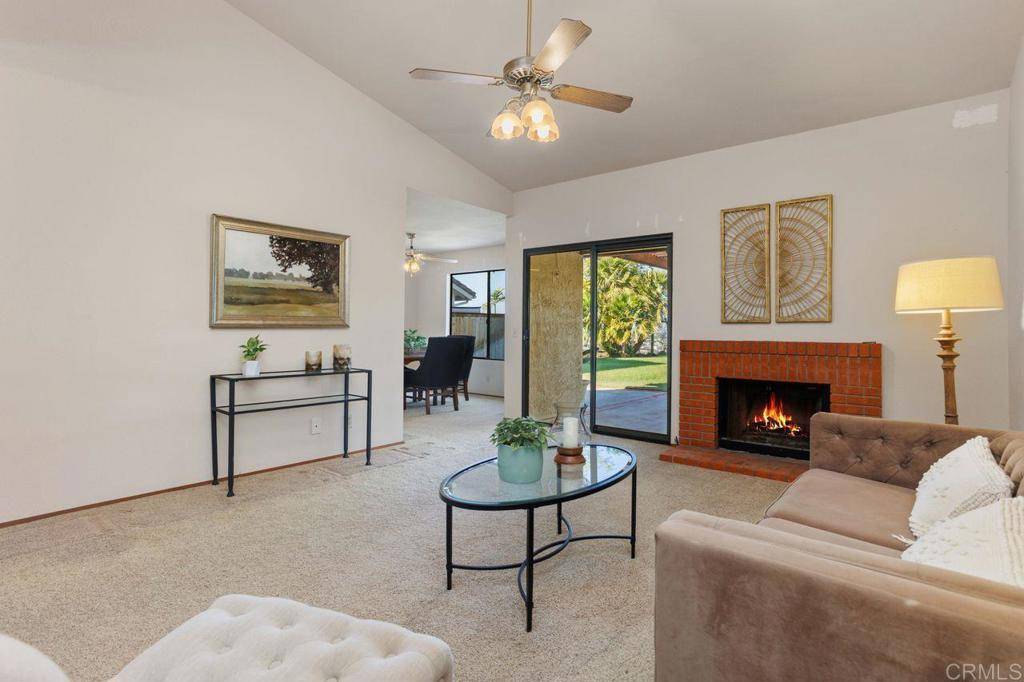 Encinitas, CA 92024,1639 Glen Hollow CT