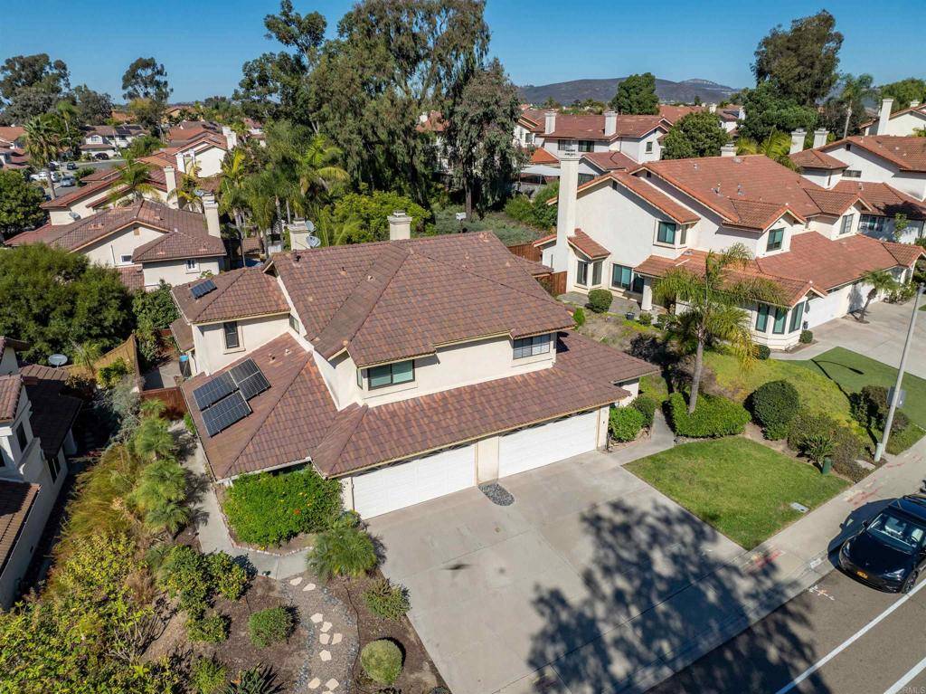 Encinitas, CA 92024,1724 N Willowspring DR