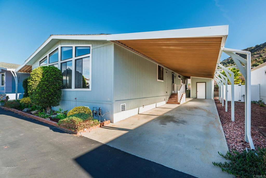 Fallbrook, CA 92028,4650 Dulin RD #221