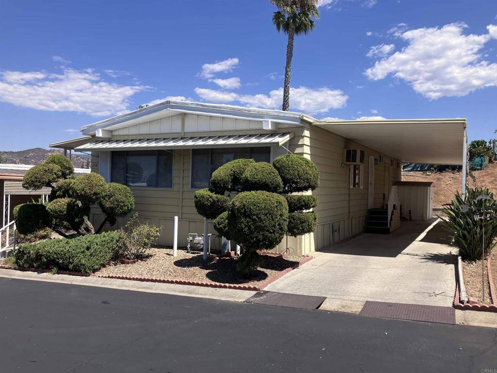 Escondido, CA 92027,211 N Citrus AVE #254