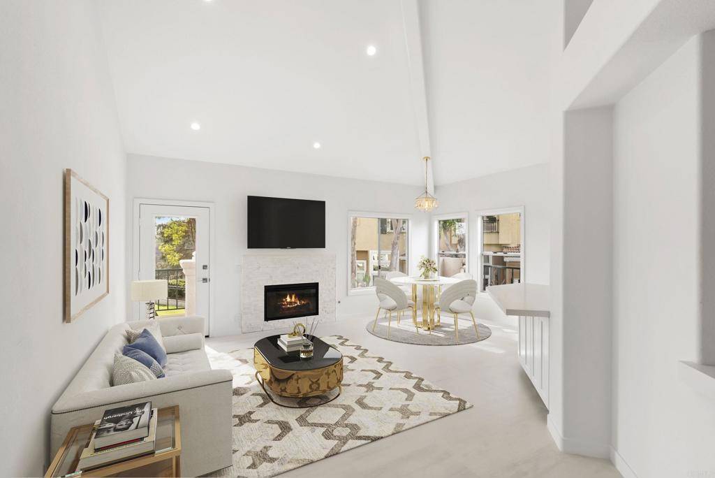 San Diego, CA 92122,7264 SHORELINE DR #124