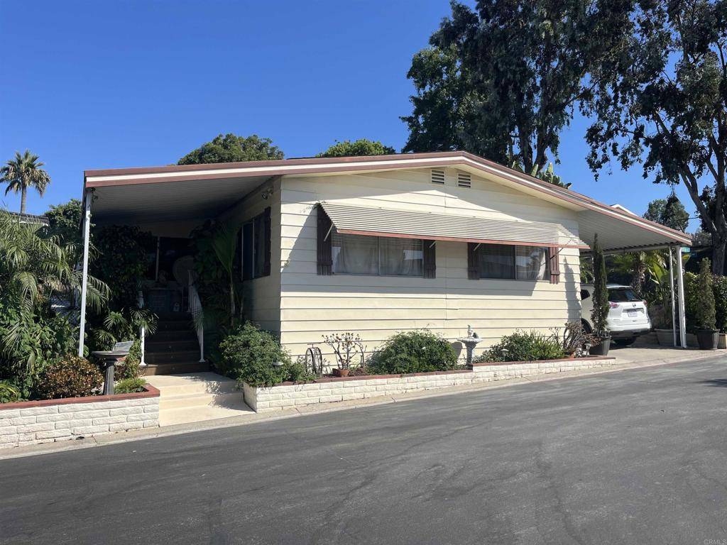 San Marcos, CA 92069,155 Las Flores DR #23
