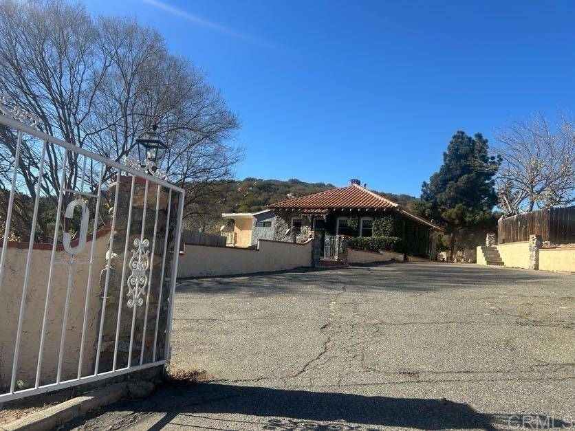 Bonsall, CA 92003,5710 Olive Hill RD