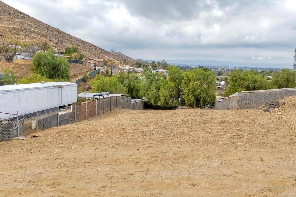 Homeland, CA 92548,0 Osborne Ln.  APN 459-212-021 - LOT 75