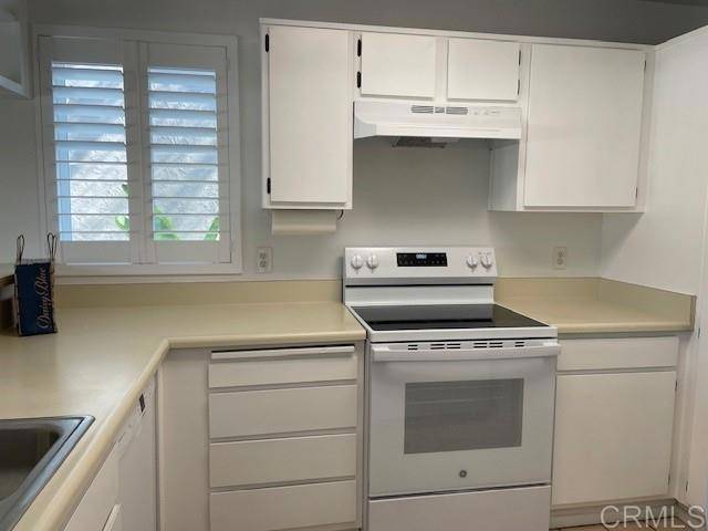 Solana Beach, CA 92075,930 Via Mil Cumbres #174