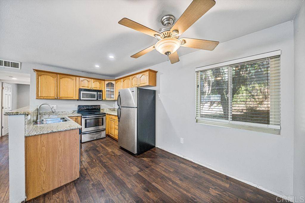 Alpine, CA 91901,2616 Alpine BLVD #11