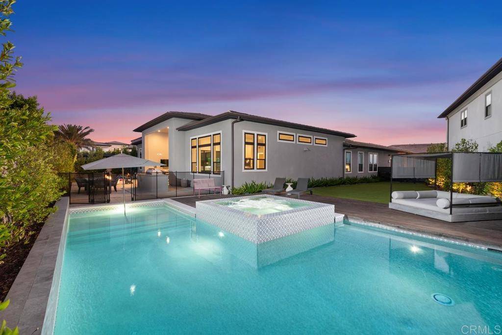 San Diego, CA 92130,6165 Kareila Dr