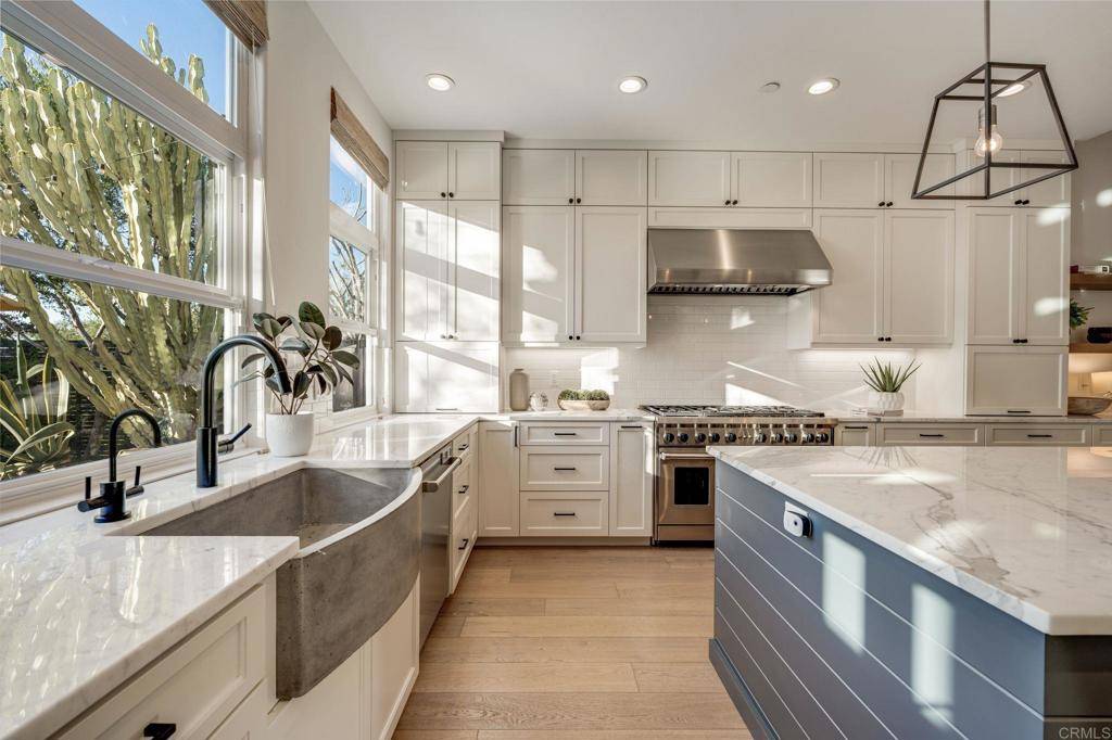 1270 Rubenstein AVE Cardiff By The Sea, CA 92007