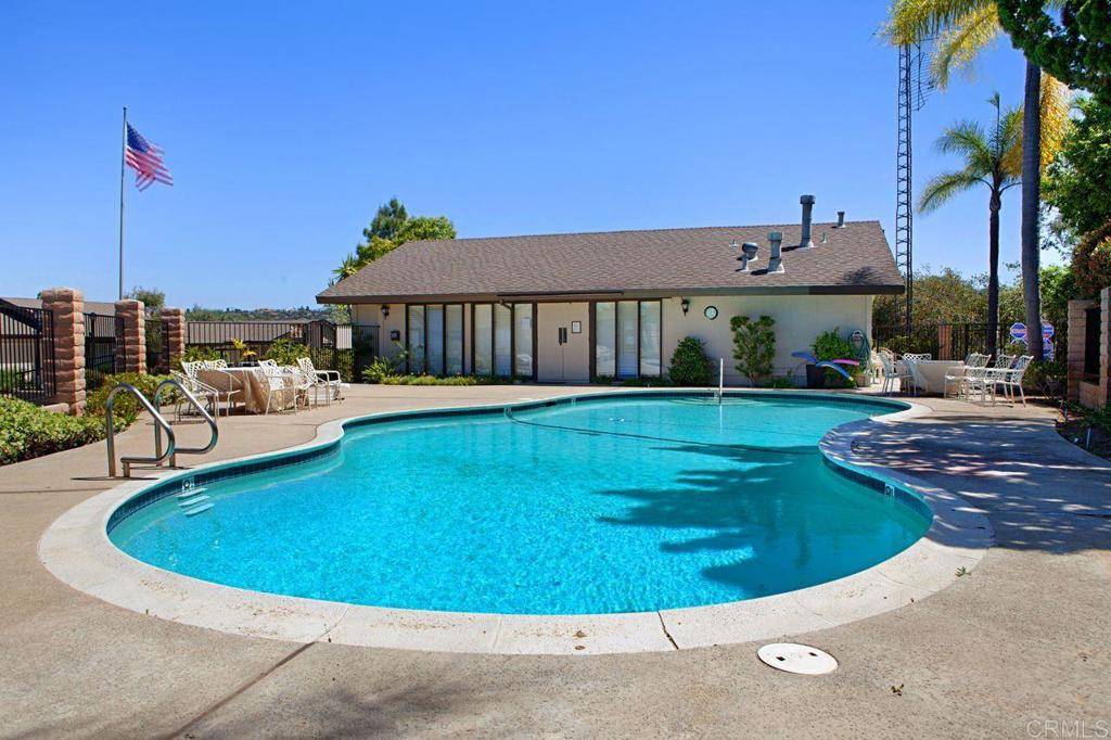 Vista, CA 92084,731 Nob Circle