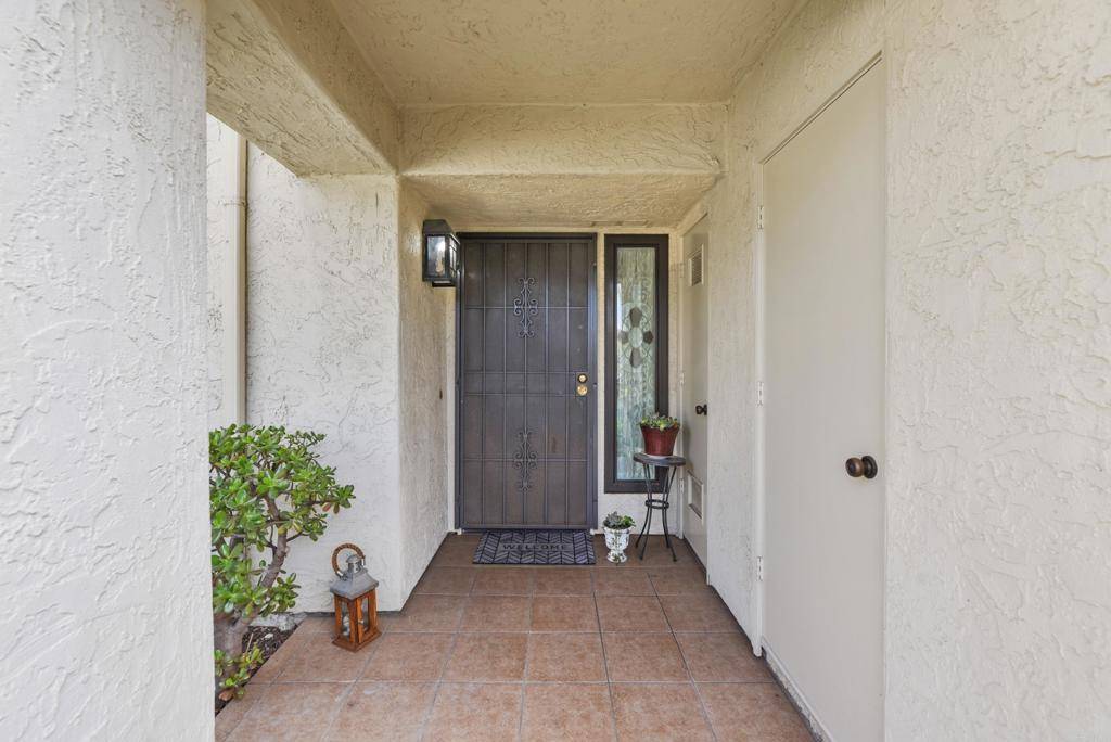 Carlsbad, CA 92009,7304 Alta Vista