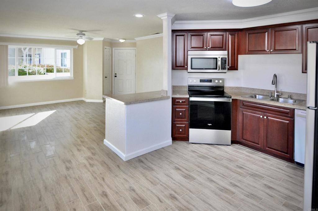 Oceanside, CA 92056,3569 Paseo De Los Californianos #255