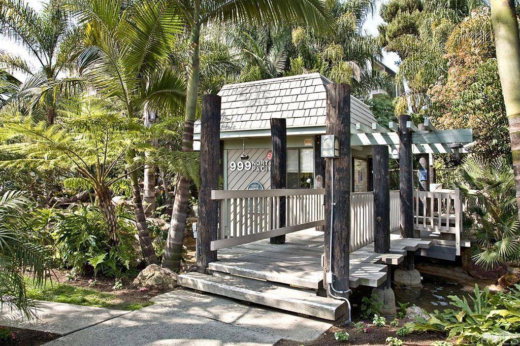 Oceanside, CA 92054,999 N Pacific ST #G207