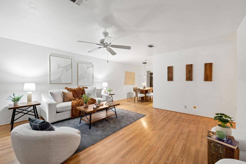 Oceanside, CA 92057,3839 Vista Campana S #32