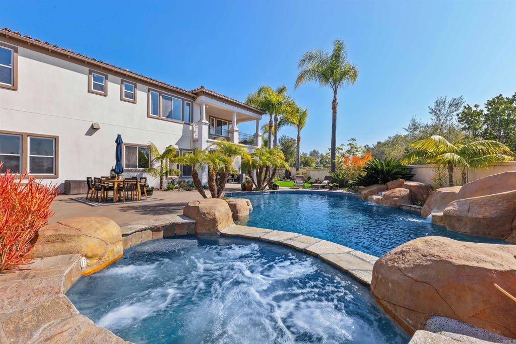 San Diego, CA 92130,12440 Del Vino Ct