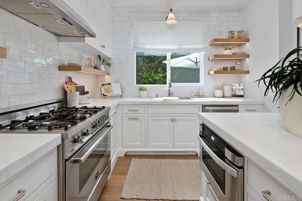 Encinitas, CA 92024,123 Diana Street