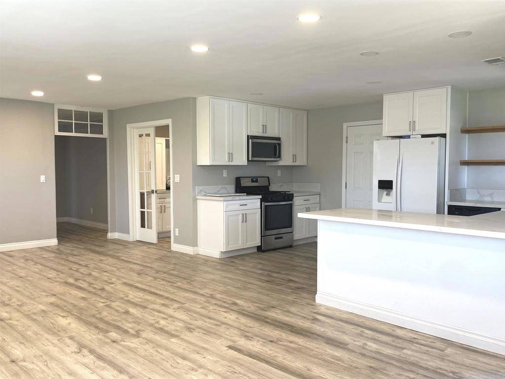 Ramona, CA 92065,1758 El Cajon LN