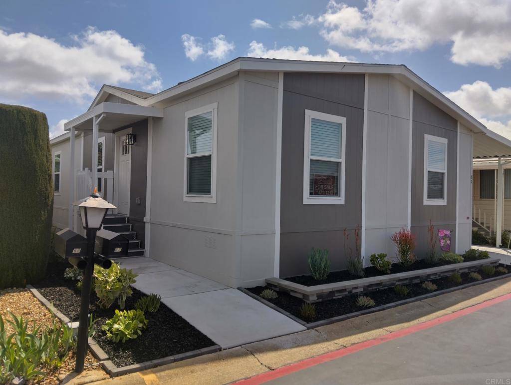 Vista, CA 92084,1506 Oak #67