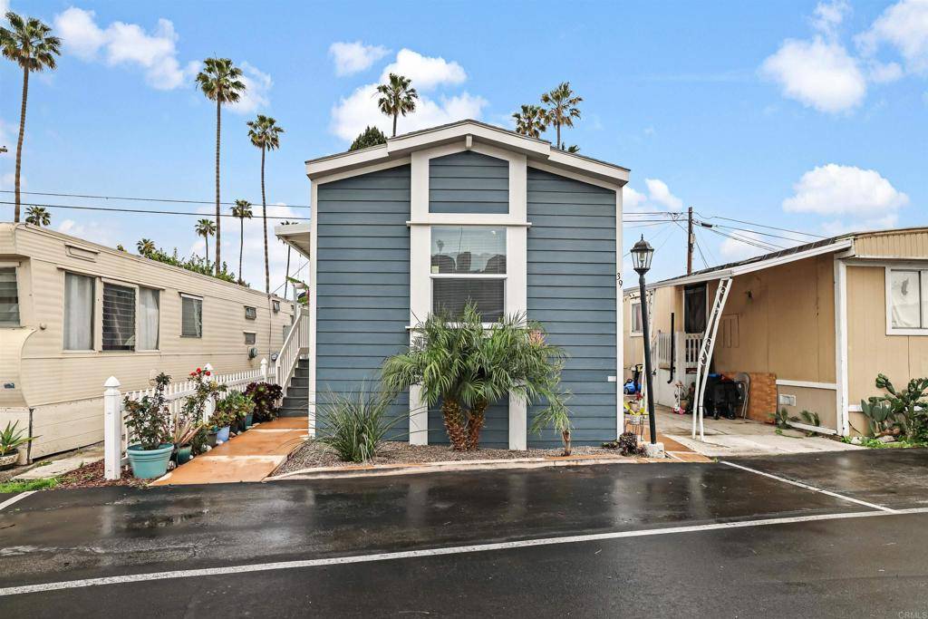 Dana Point, CA 92624,34052 Doheny Park #39
