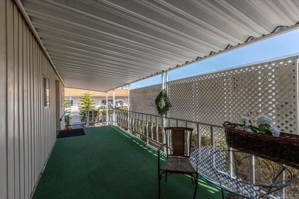Vista, CA 92083,718 Sycamore AVE #133