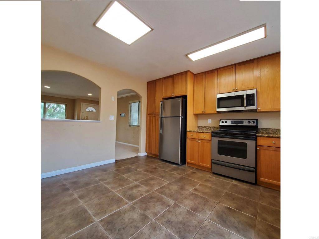 Escondido, CA 92026,1457 N Broadway #A