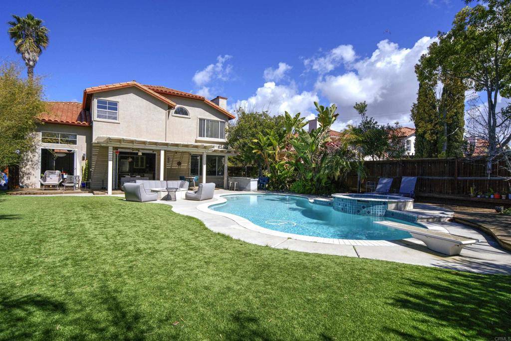 Carlsbad, CA 92011,1363 Nightshade Rd
