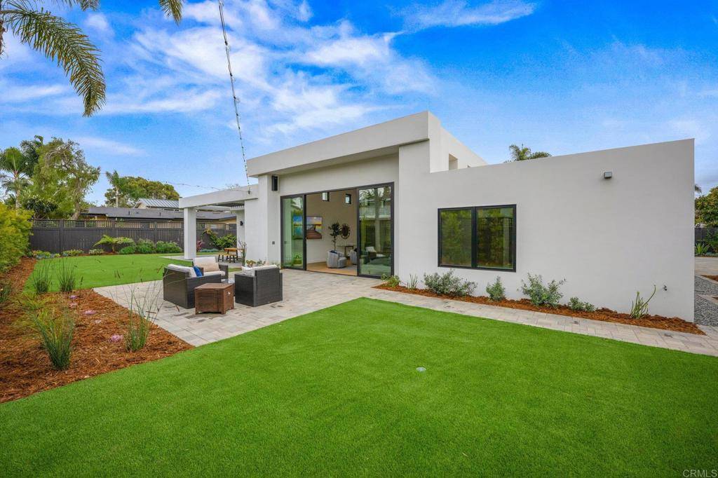 Solana Beach, CA 92075,810 Seabright LN