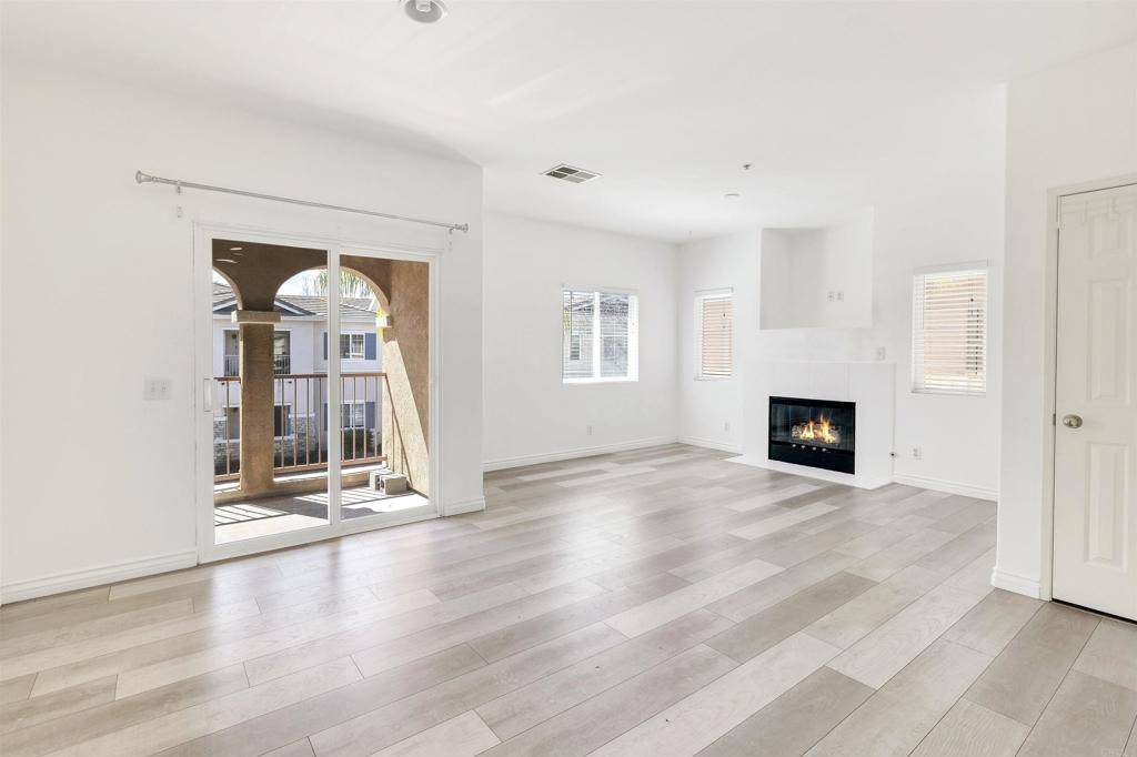 Murrieta, CA 92563,26368 Arboretum Way #3204